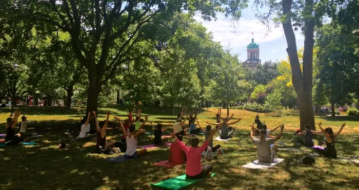 Free yoga this summer in St. James Park